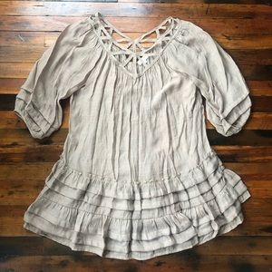 GORGEOUS Taupe Umgee Boutique Ruffle Top, Size L
